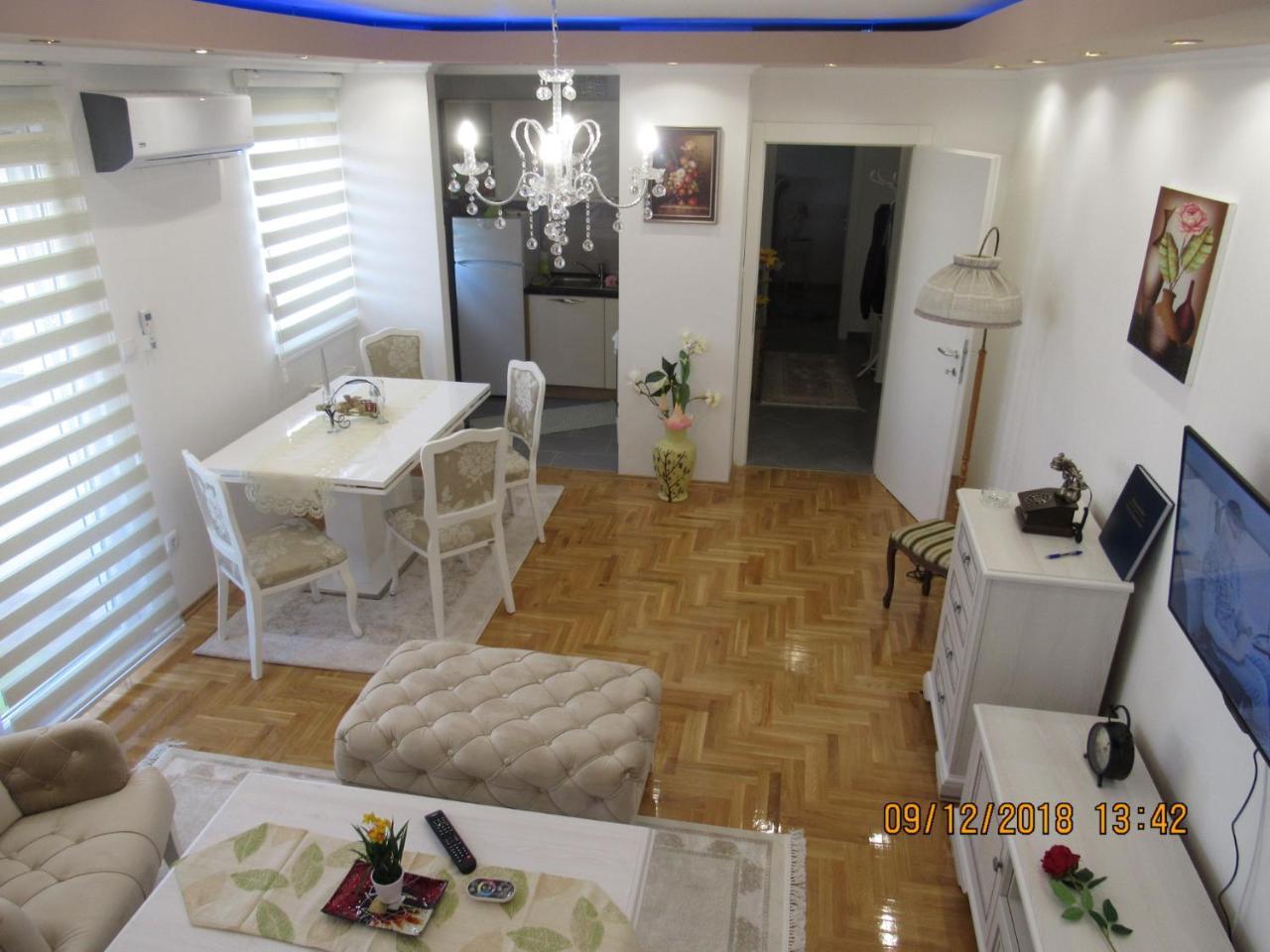 Apartman Tea 2 Баня Лука Екстериор снимка